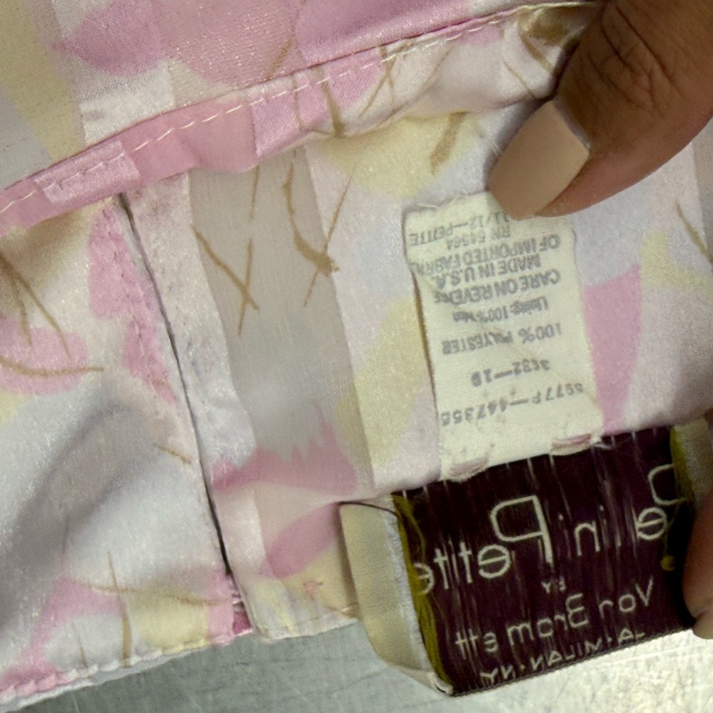 Vintage Floral Pink and White Dress - Picture 14 of 15